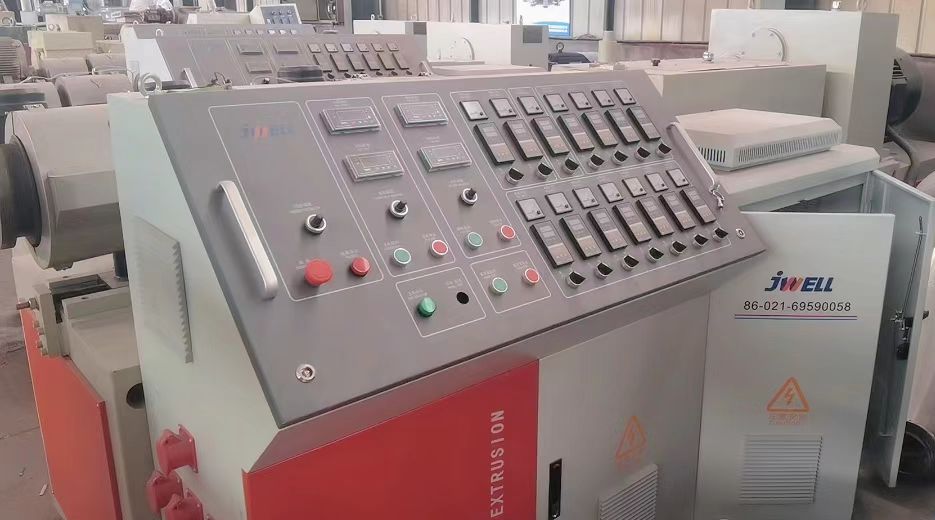 Used in equipment such as PVC pipe profiles