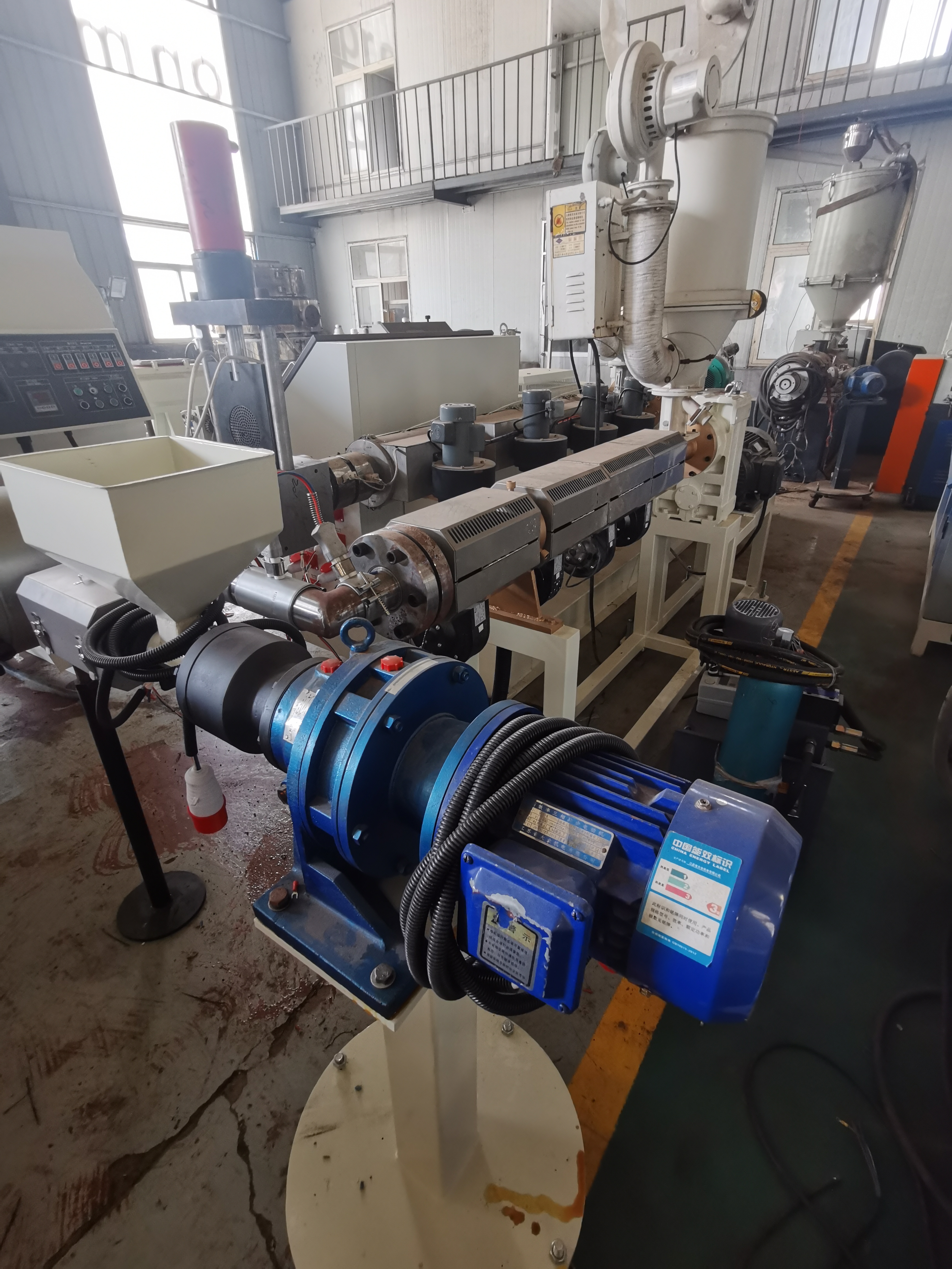 20mm-110mm Three-layer co-extruded hdpe production line