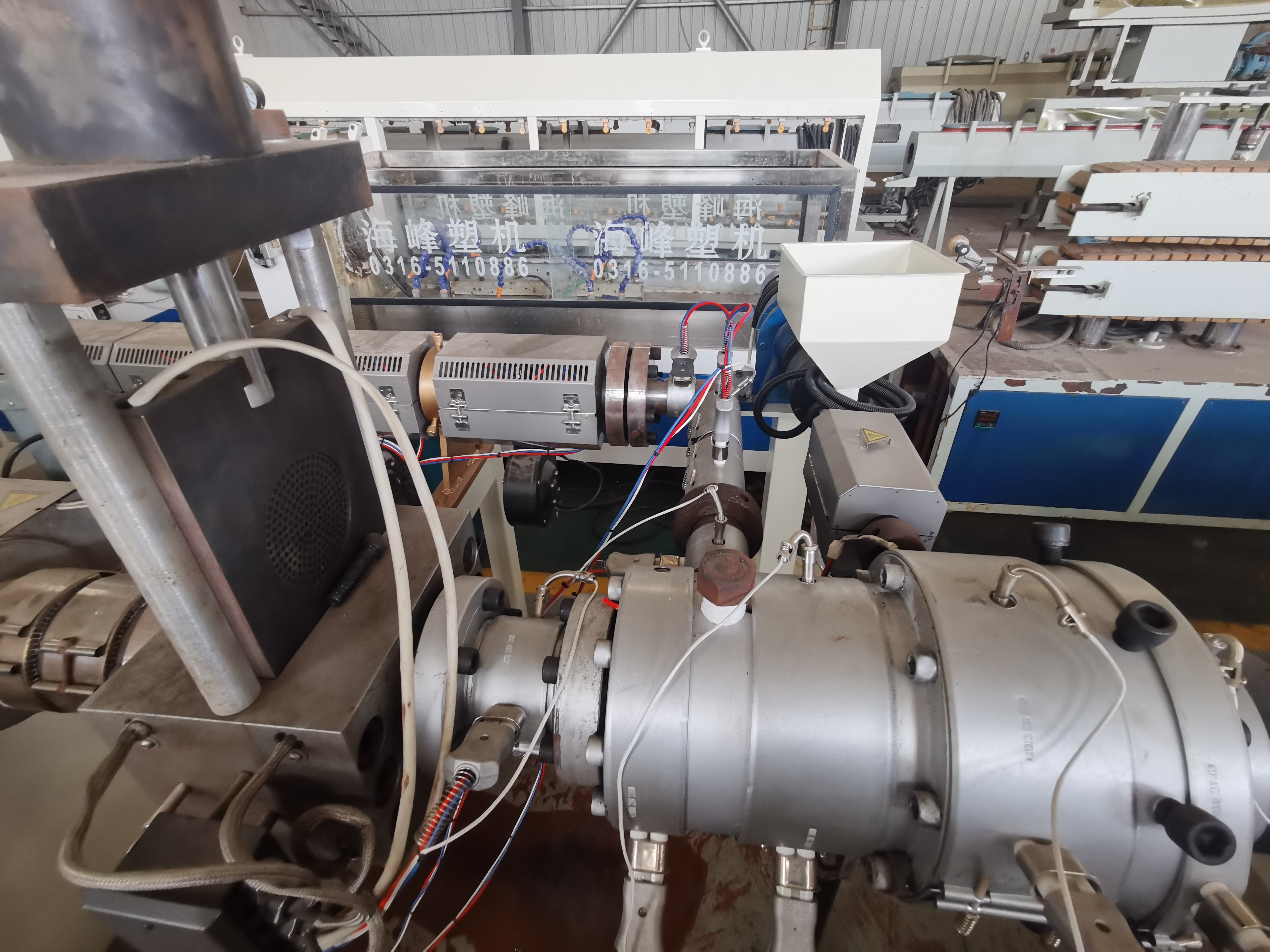 20mm-110mm Three-layer co-extruded hdpe production line