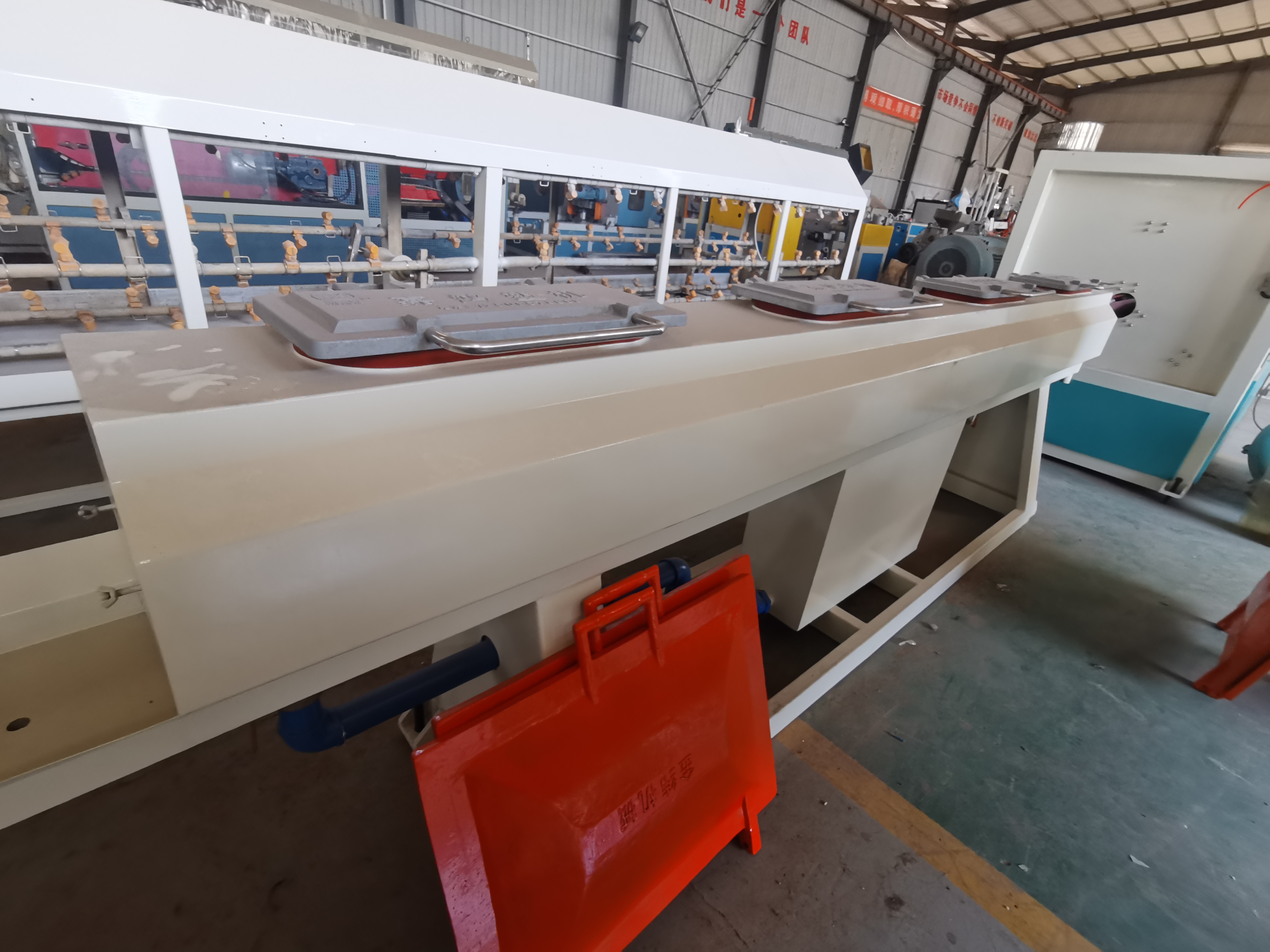 20mm-110mm Three-layer co-extruded hdpe production line