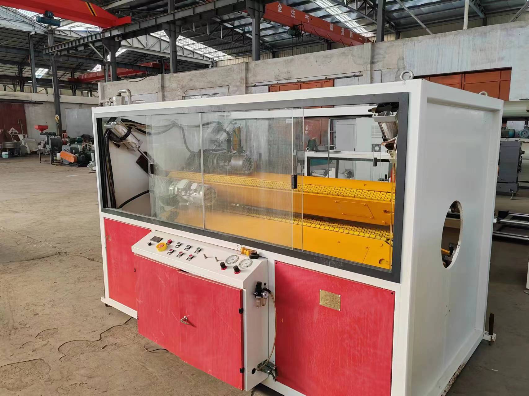 110mm-315mmhigh-speed HDPE pipe equipment