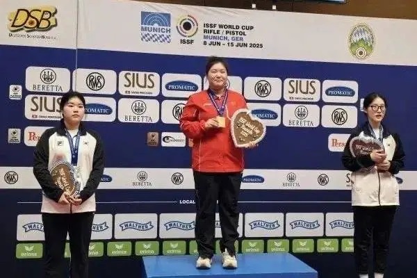 Two More Golds for Chinese Shooters at Shooting World Cup