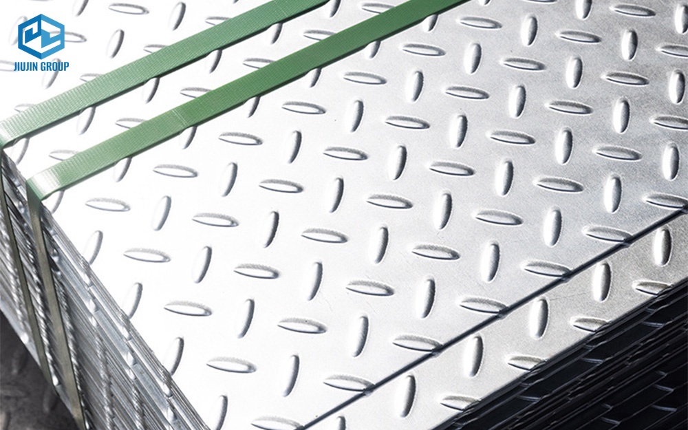 Checkered Stainless Steel Plate