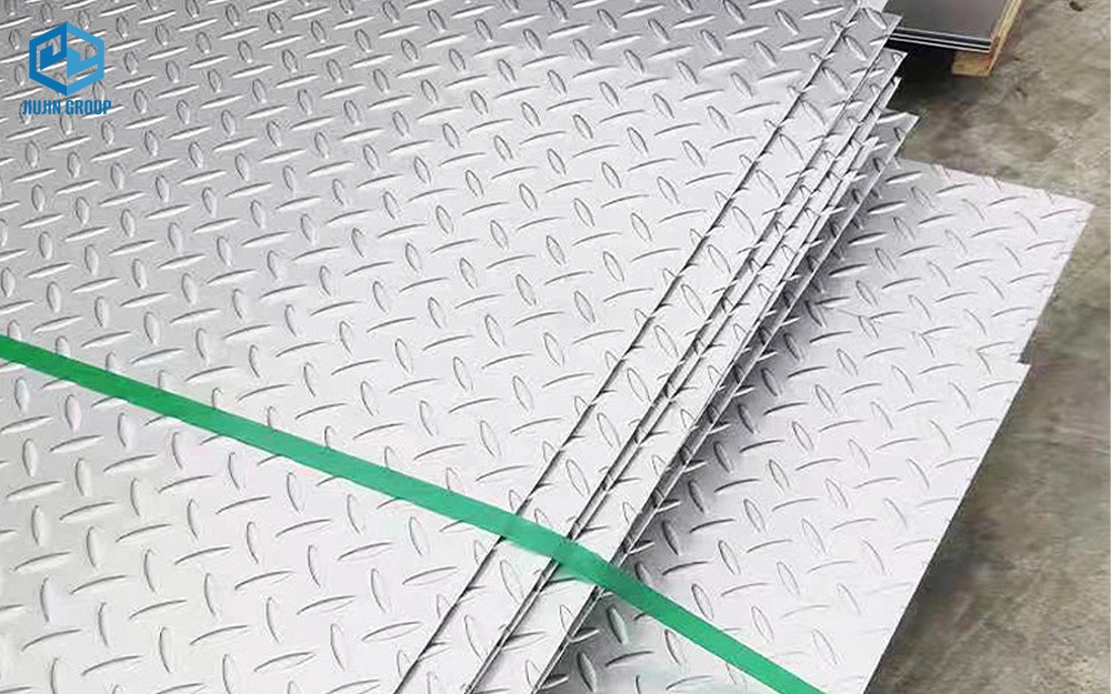 Checkered Stainless Steel Plate