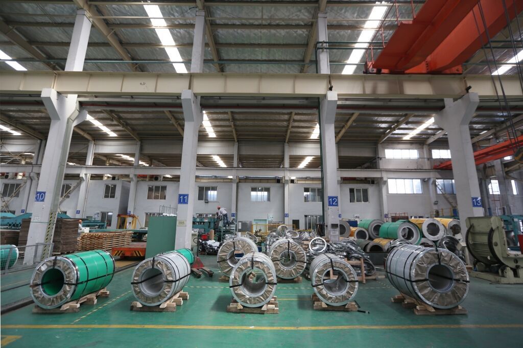 Global stainless steel production will increase by 4.6% to 39 million tons in 2014.