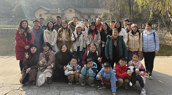 Looking For Red Traces And Recalling The Glorious Years