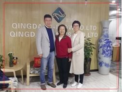 Dr. Li Jie, the management expert of Drucker, to the company for guidance.