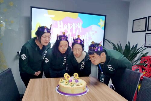 Happy Birthday To Amelia & Carol & Jason & Cherry