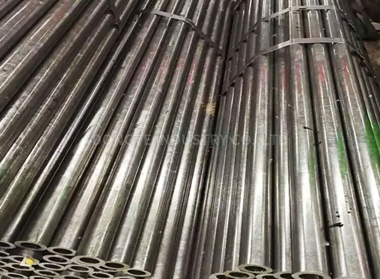 China Supplier Carbon Steel Pipe