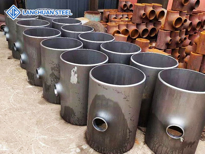 Carbon steel butt welding reducing tee, equal diameter tee, thick wall tee, large diameter carbon steel tee supplied by the manufacturer