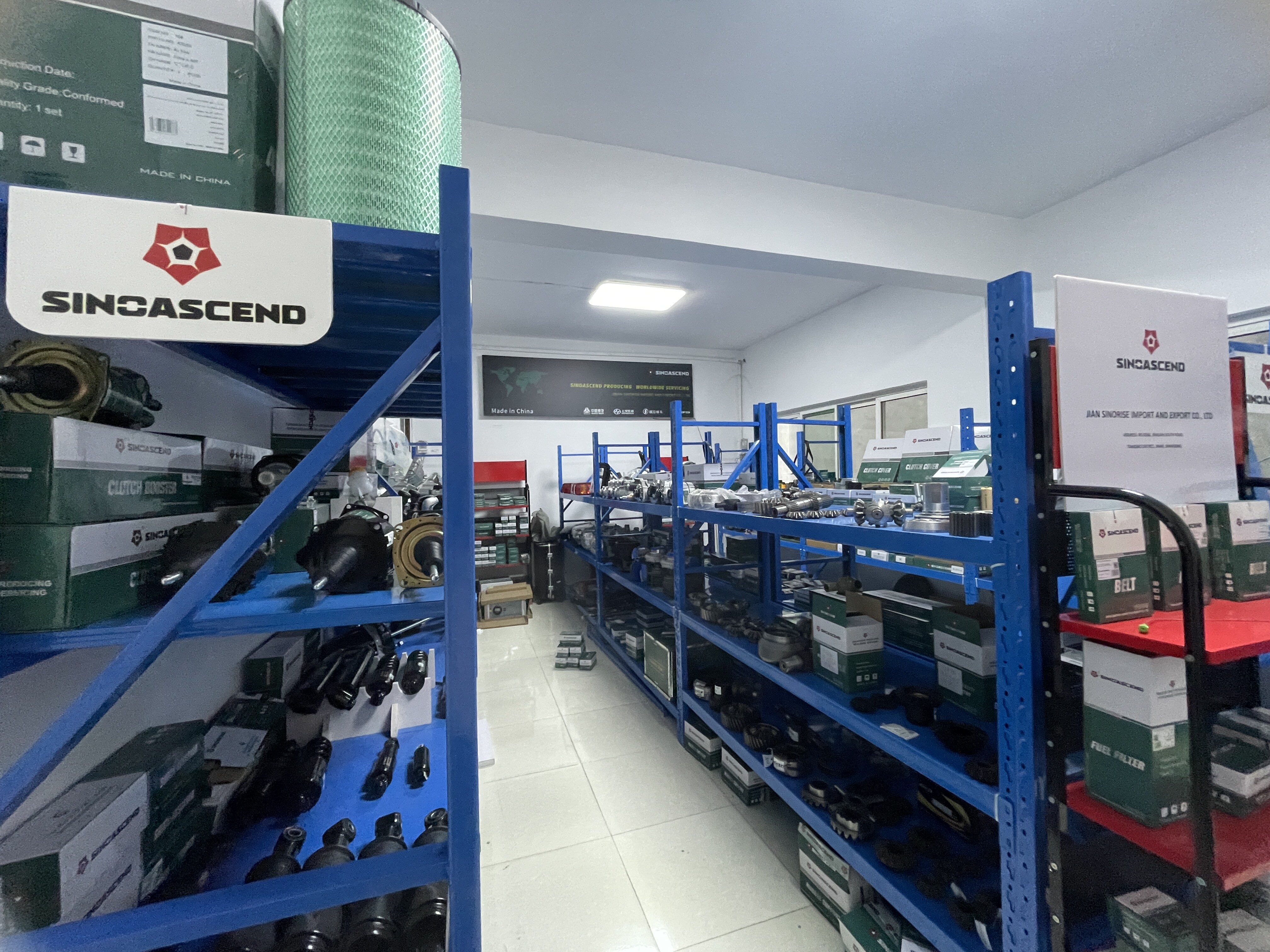 SINOASCEND EIRO Auto Parts Sample Room Display --- Jinan Sinorise Import And Export Co.,Ltd