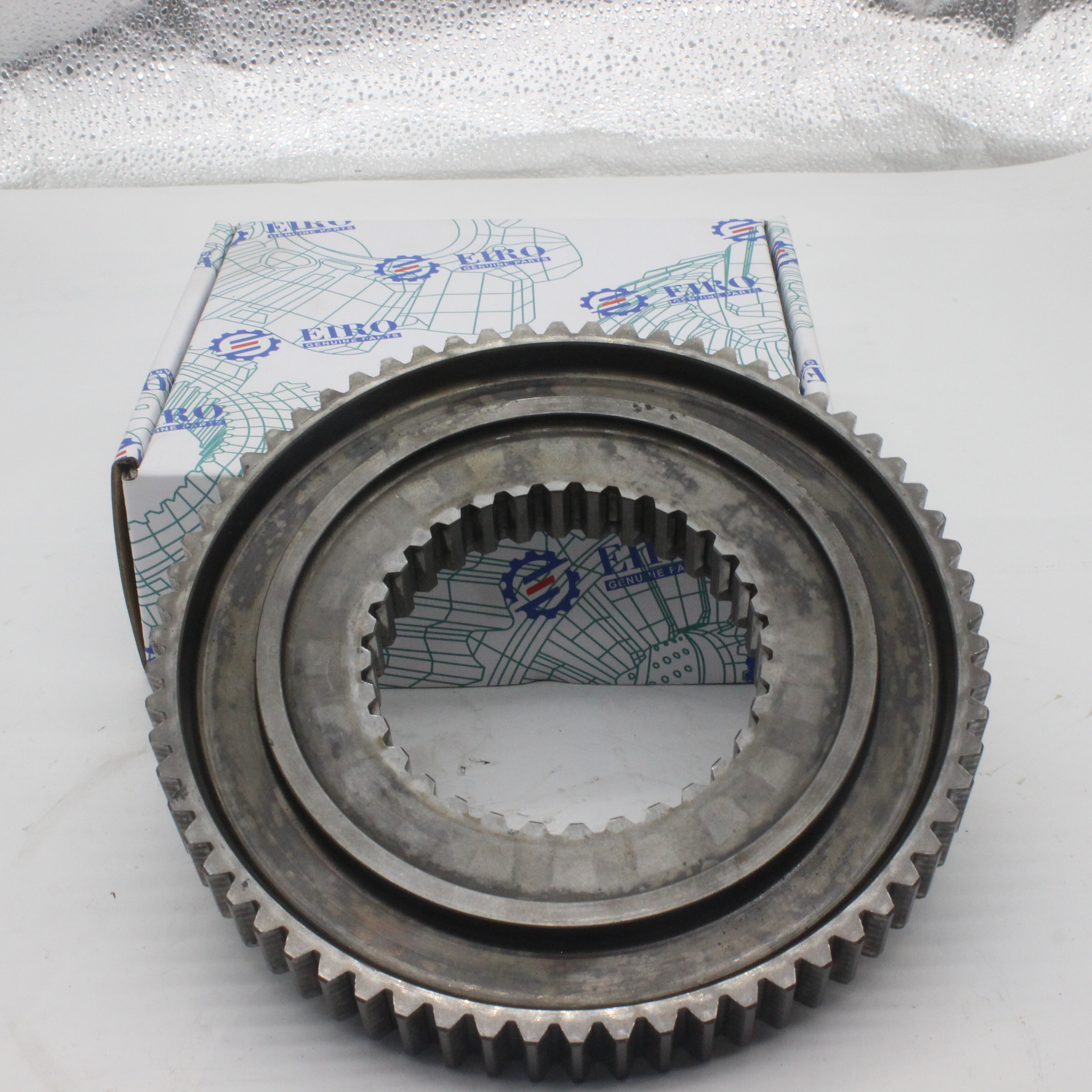 3892624735 Gear holder