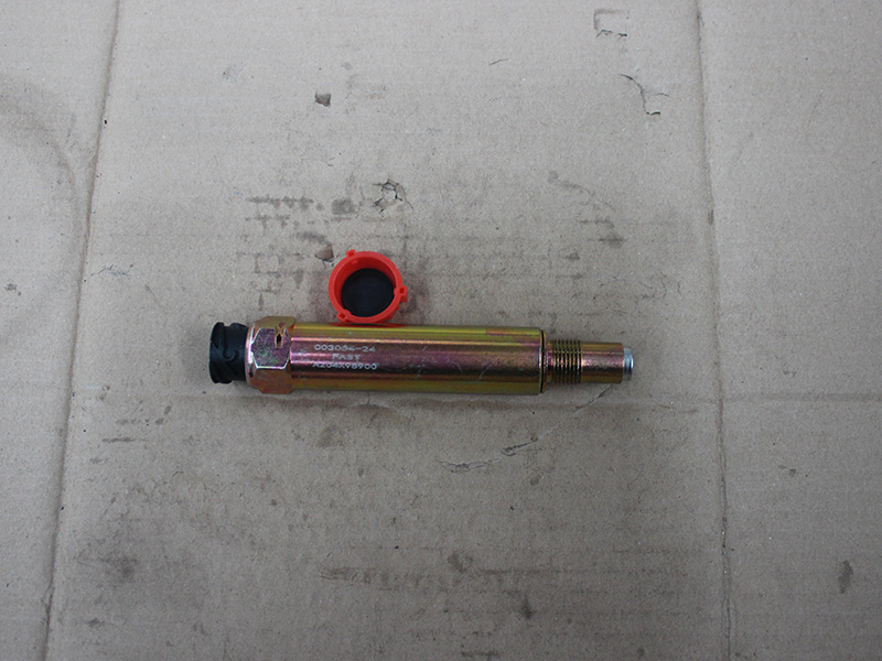 Electronic odometer sensor assembly