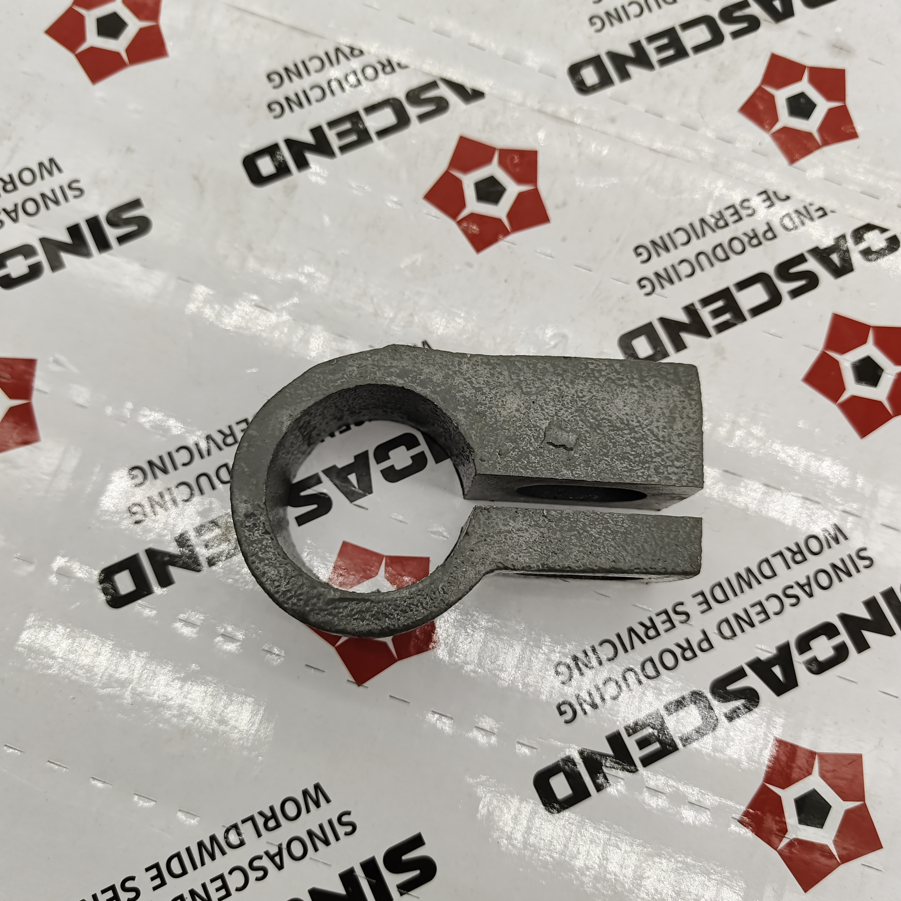 Transmission bracket