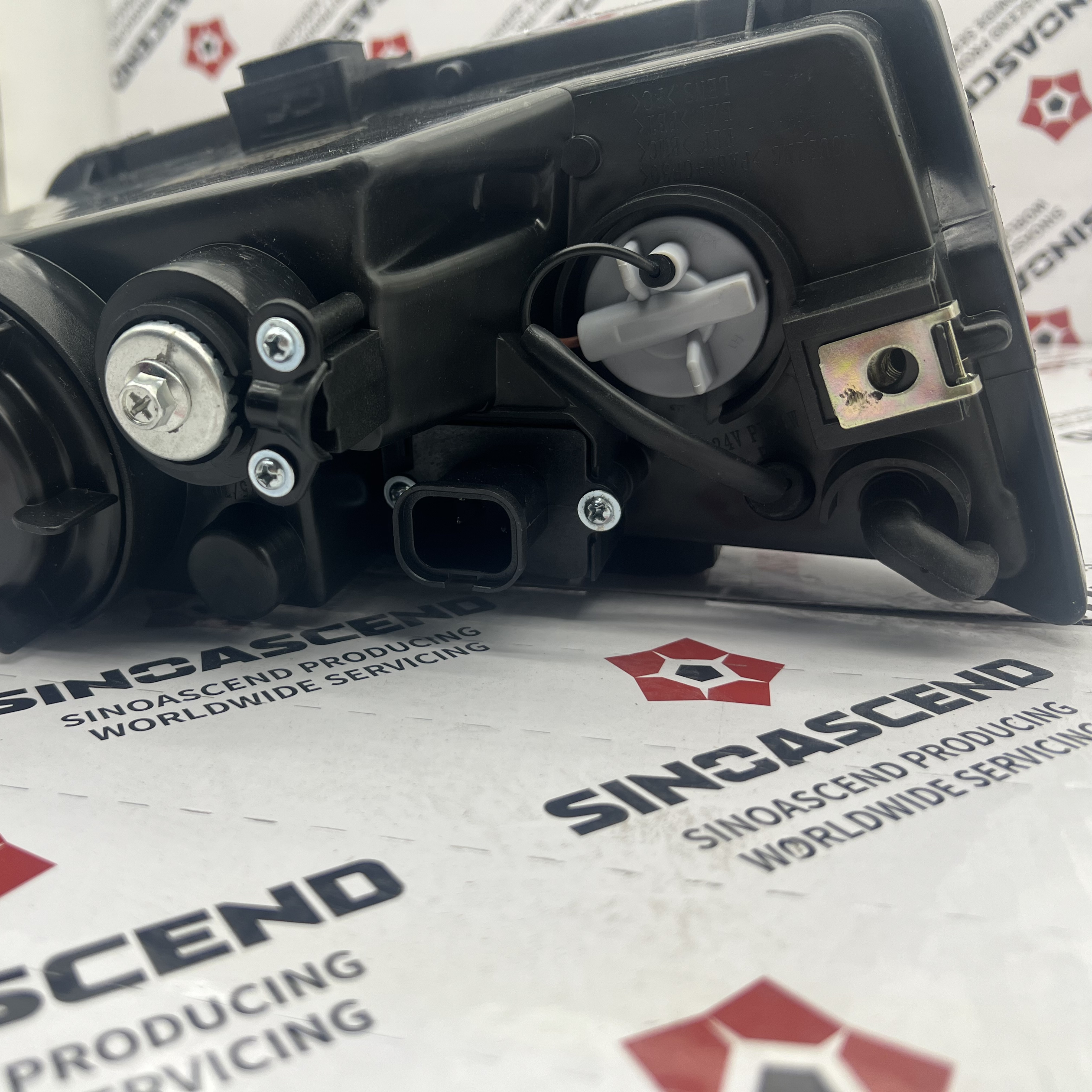 Right front fog lamp