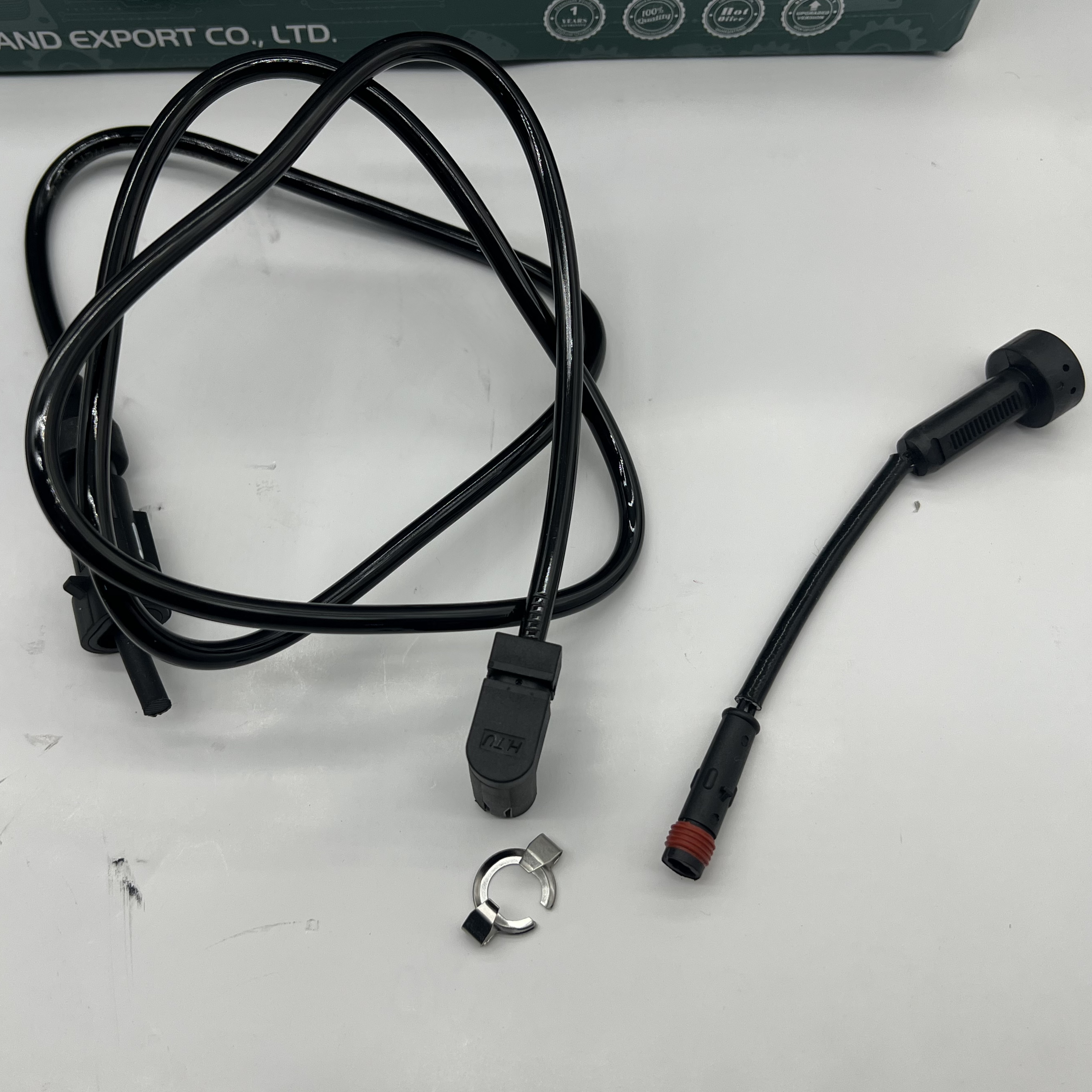 Brake shoe wear sensor