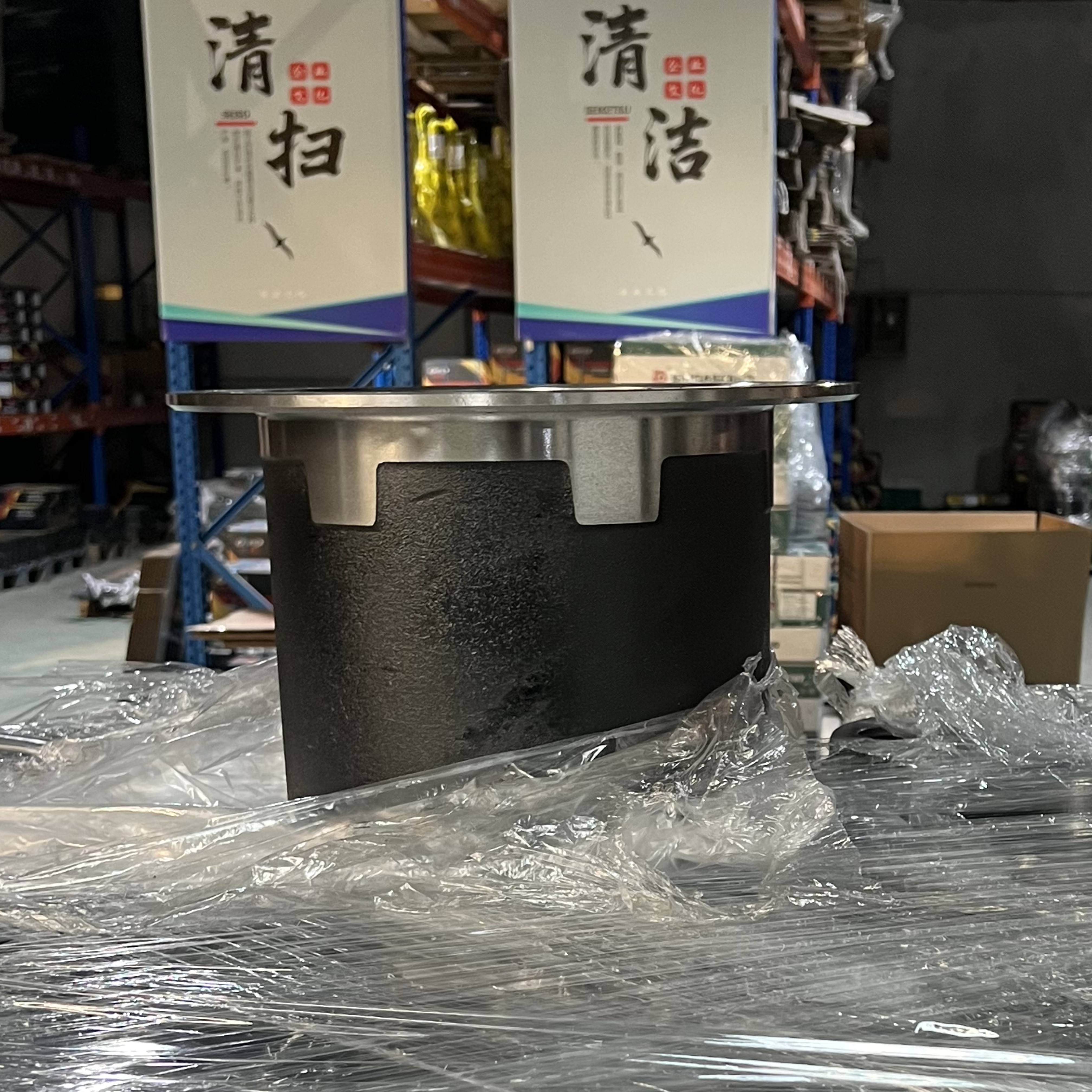 Gear reducer housing assembly