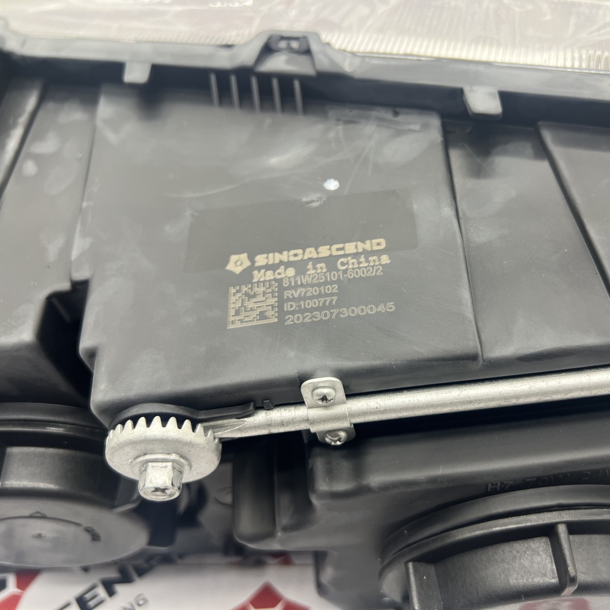 811W251016002 (4).jpg