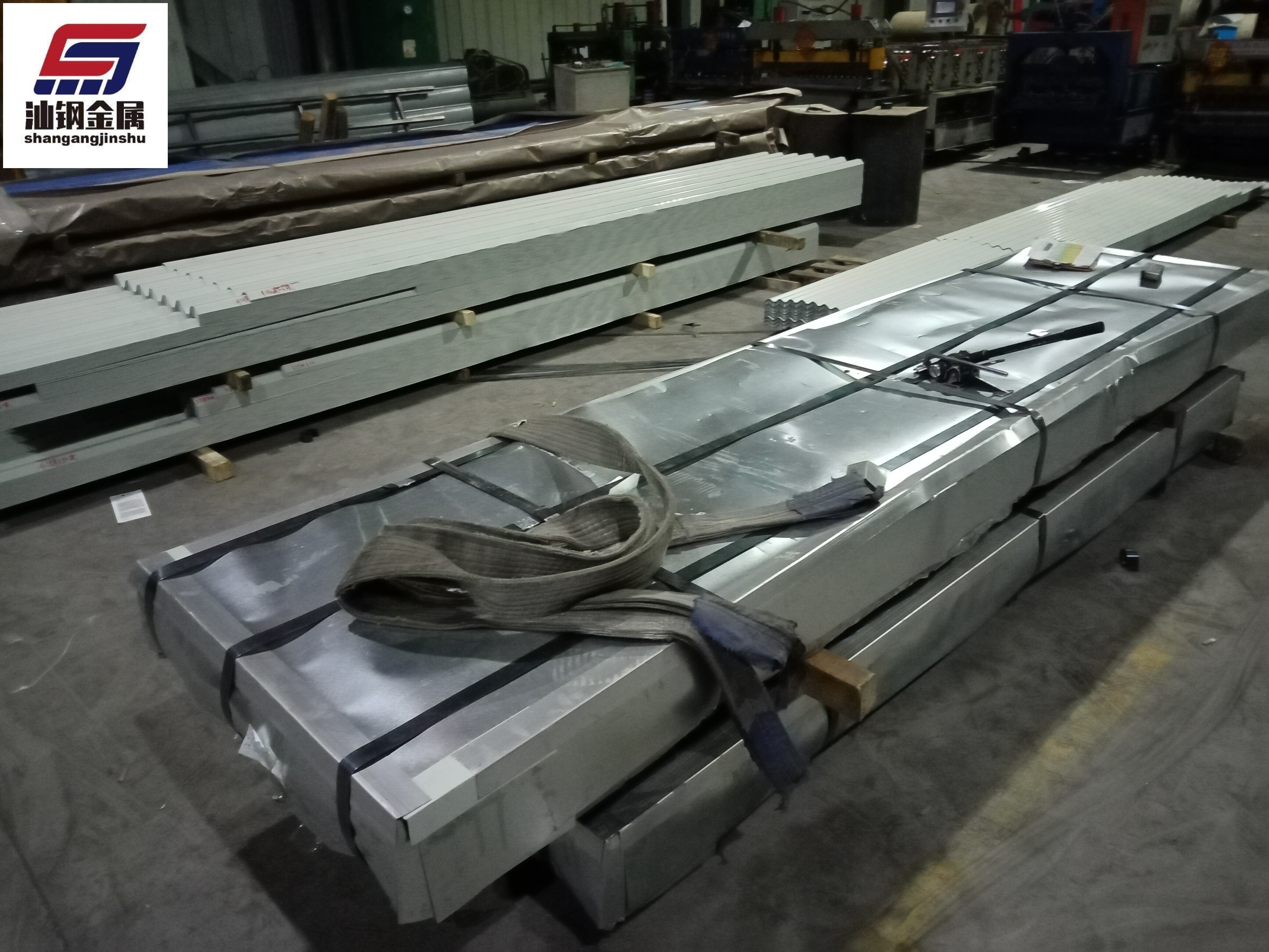 SGCC ASTM 0.45mm 0.65mm Galvanized Steel Roofing Sheet