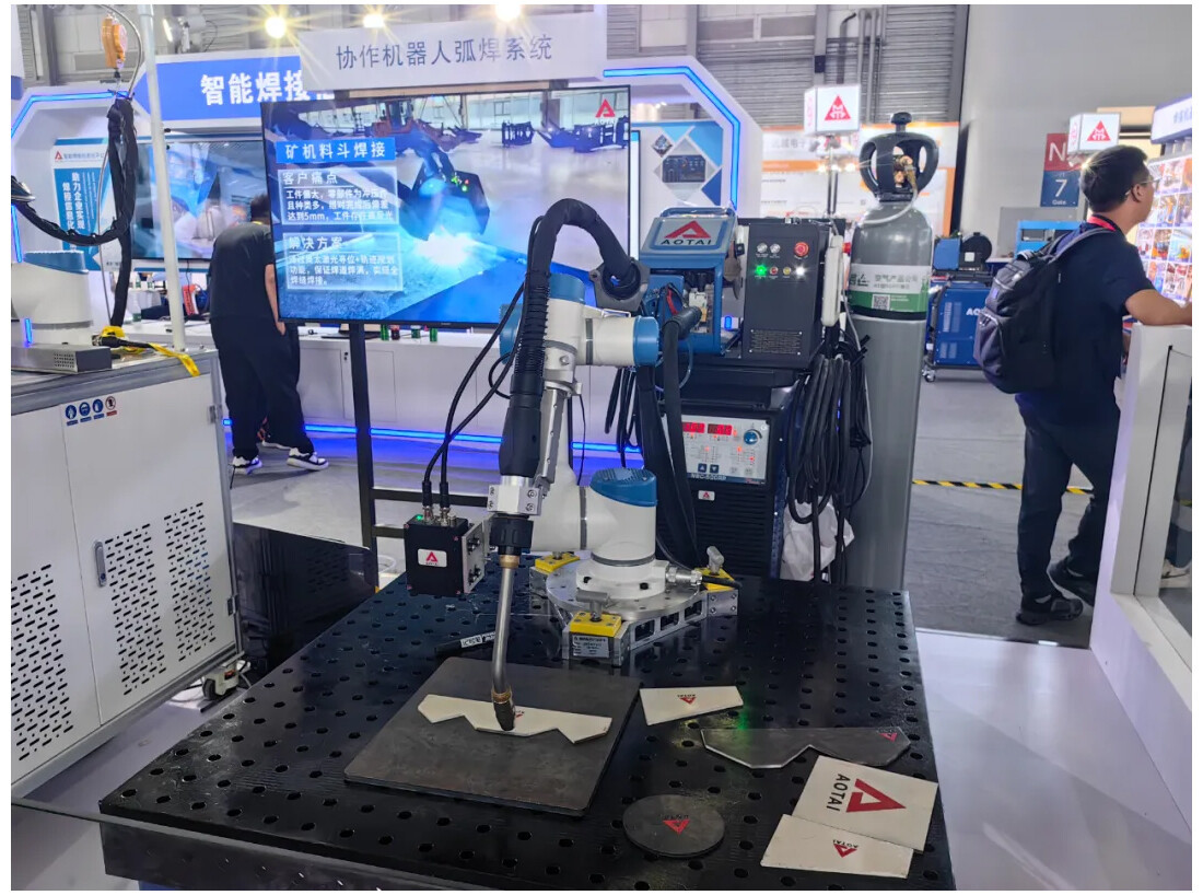 图片2.jpg 图片2.jpg