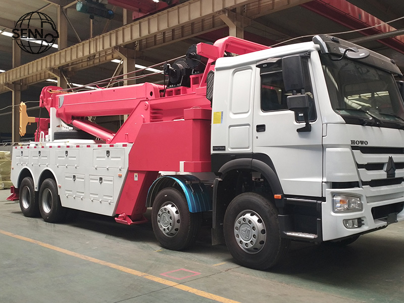 Wrecker truck