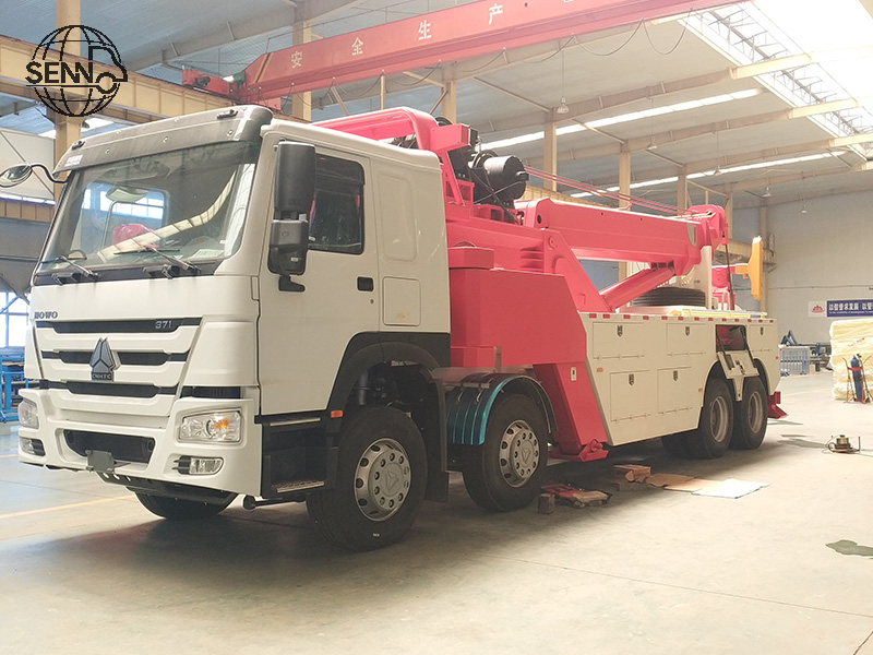 Wrecker truck