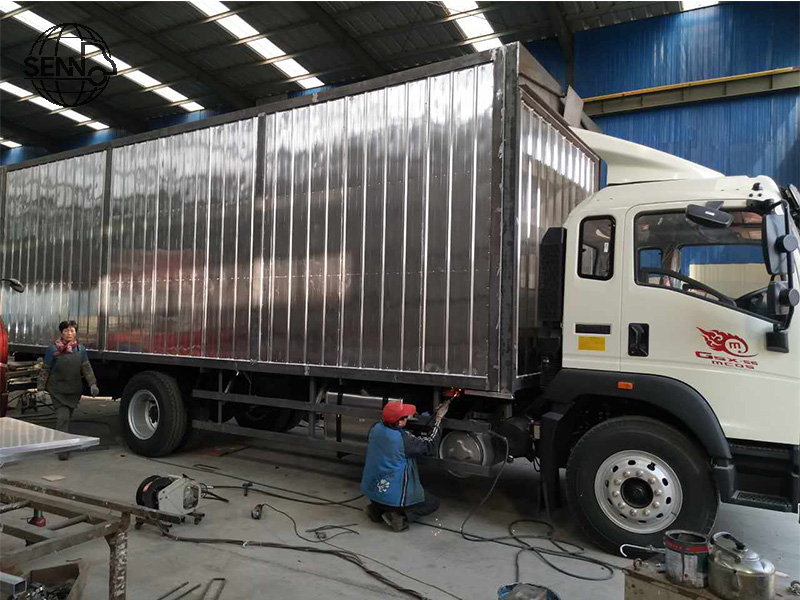 Wing van