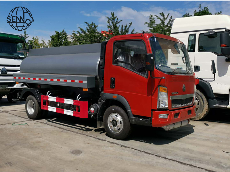 Oil tank truck