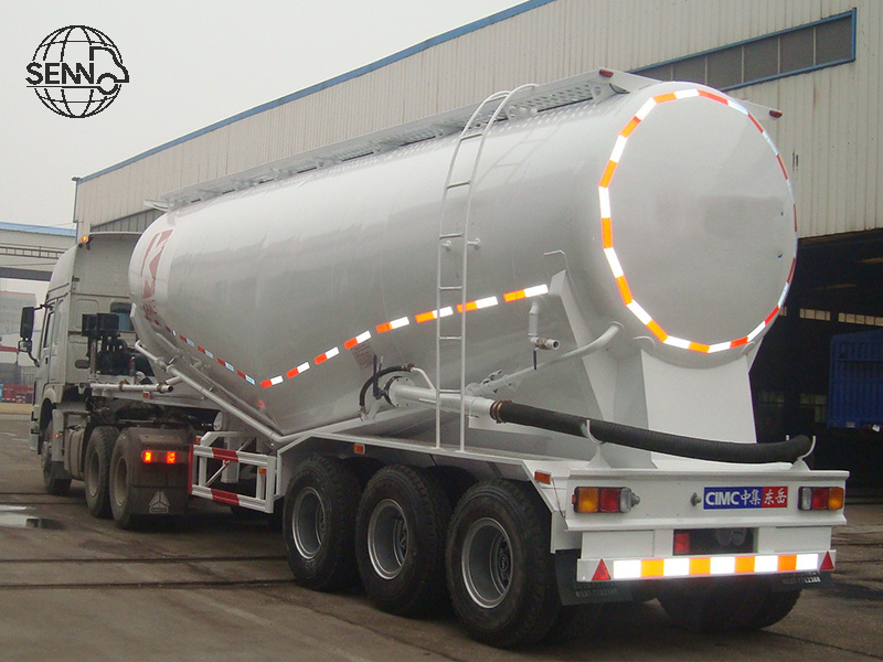 Bulk cement trailer