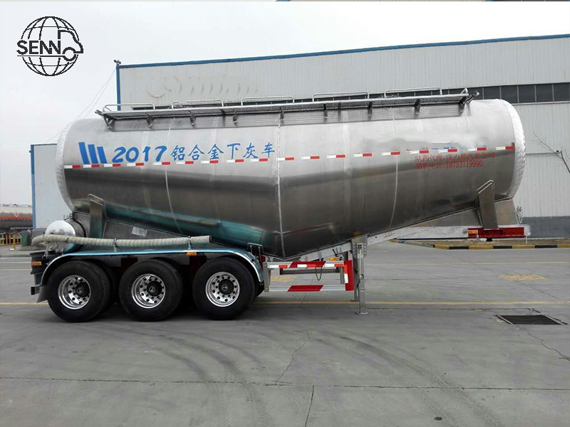 Bulk cement trailer