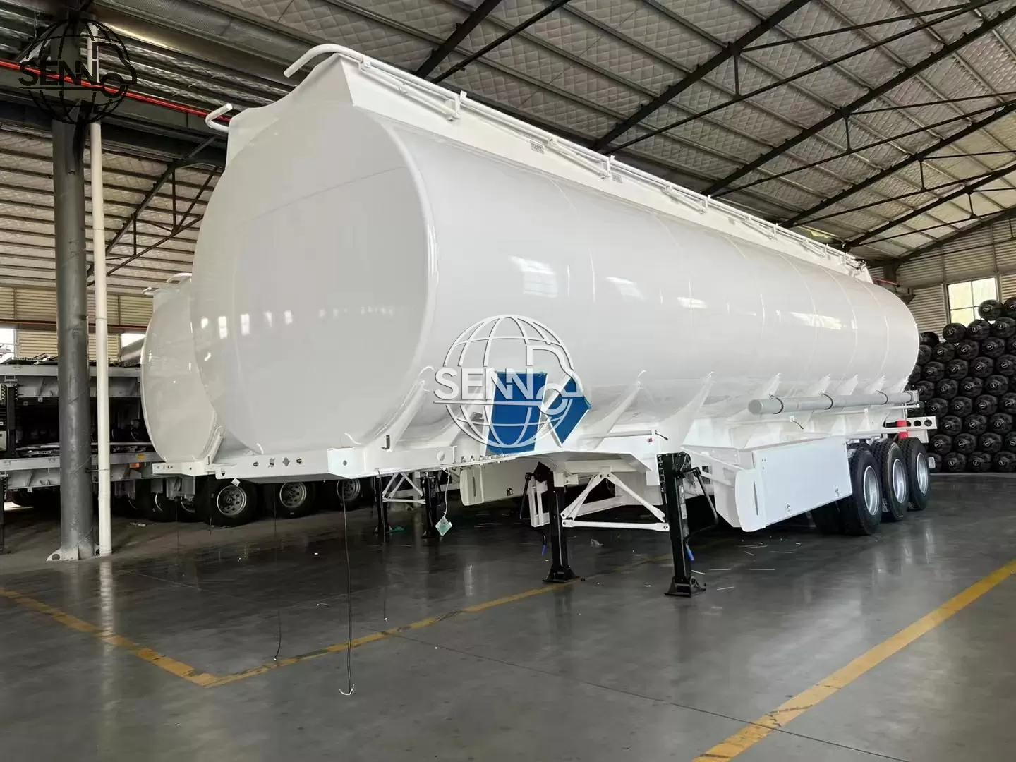 3 Axle 42000l 45000 liters Aluminum fuel Tanker semi Trailer 5 compartment for sale in Kenya