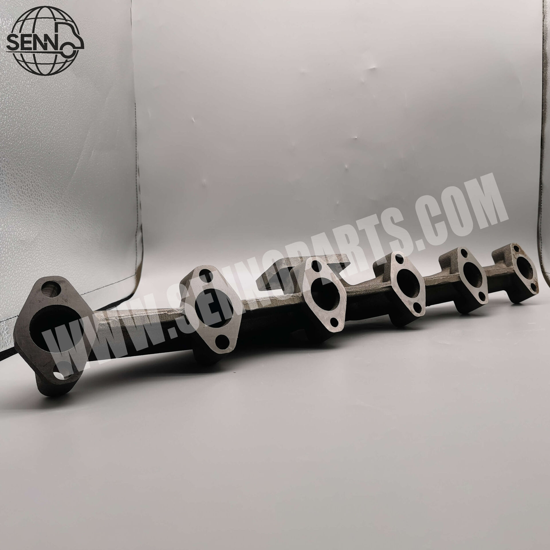 DEUTZ Exhaustt manifold  04512836