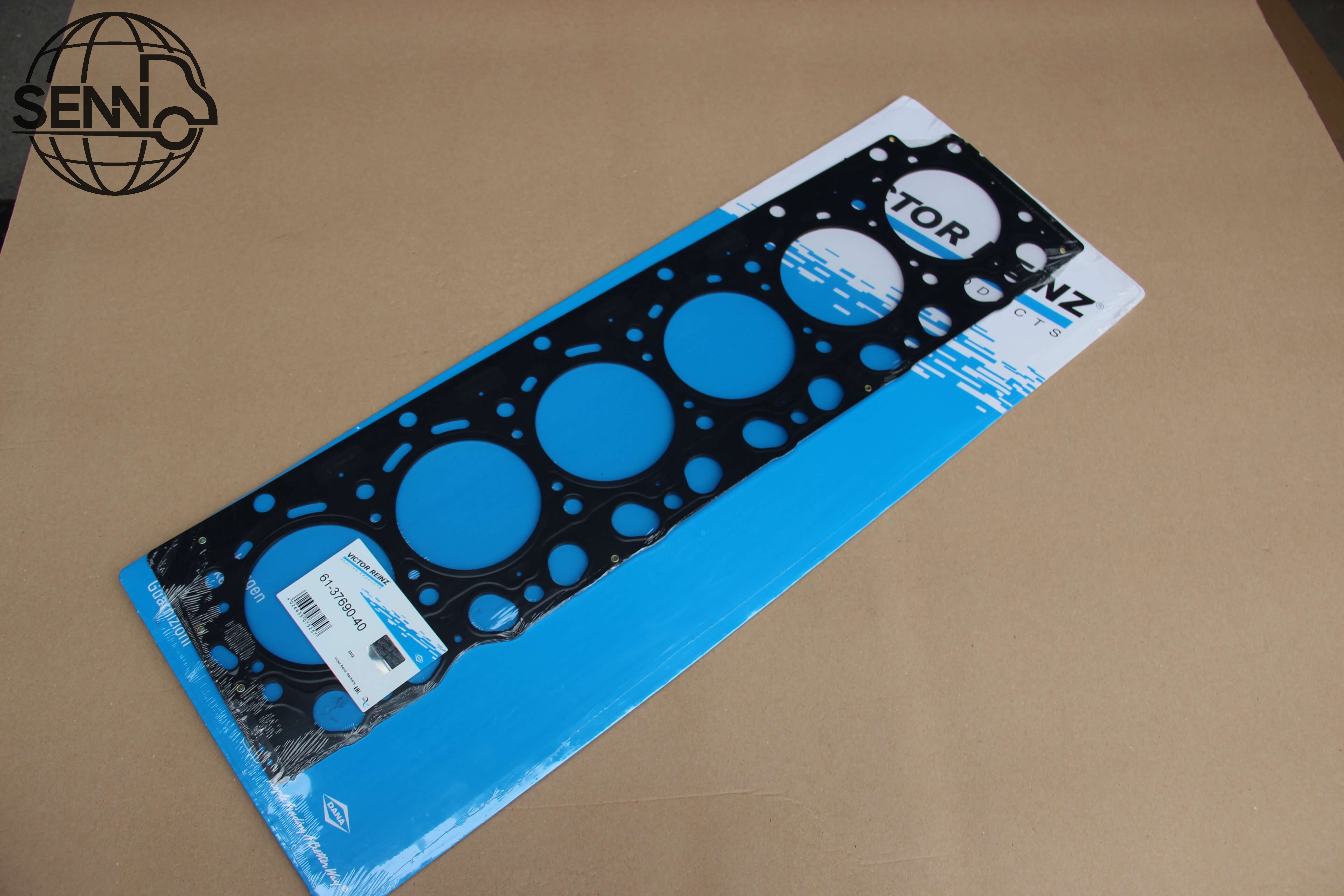 613769040  Full Gasket Kit, engine - 61-37690-40 VICTOR REINZ