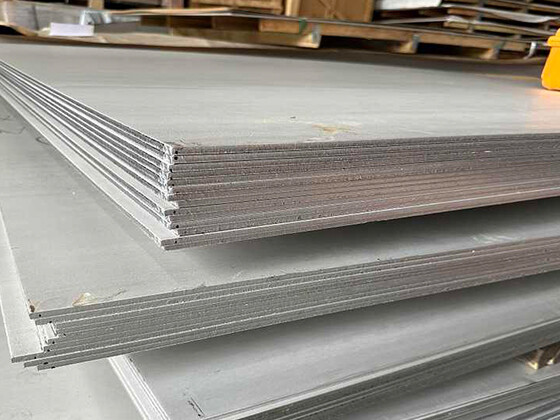 Hot rolled stainless steel plate