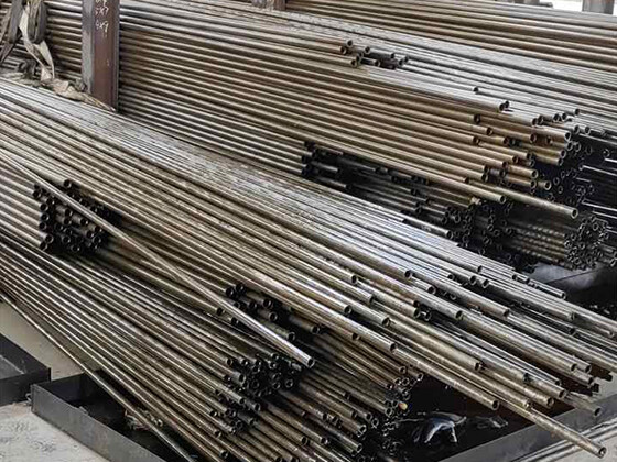 SS400 Seamless carbon steel pipe