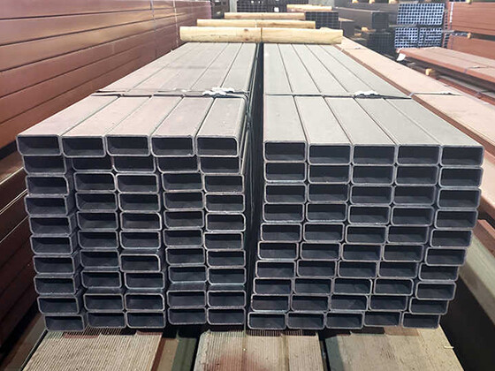 Seamless black rectangular tube