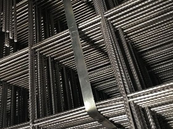 Stainless steel rebar welded mesh