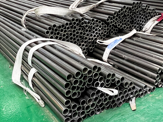 Cold-rolled seamless stainless steel pipe