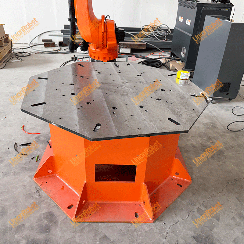 Stone milling robot with positional turntable