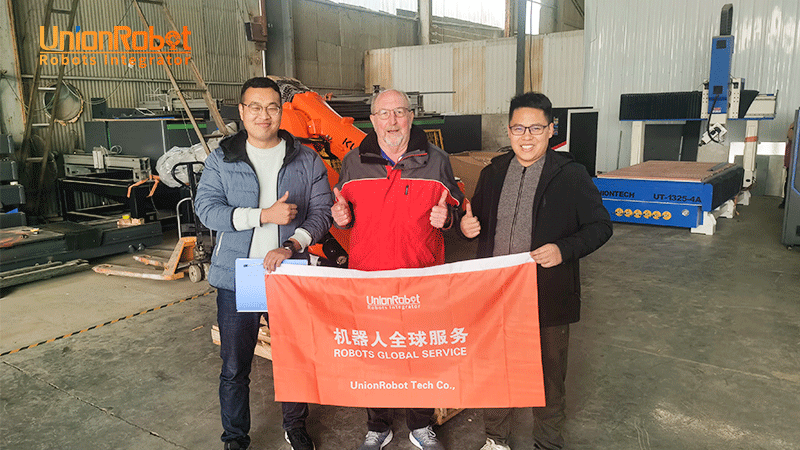 Customer Visits Factory to Purchase 4 KUKA Robots