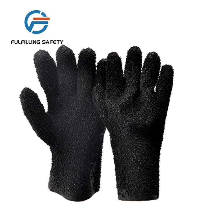 Black Spray PVC Gloves Black Spray PVC Gloves