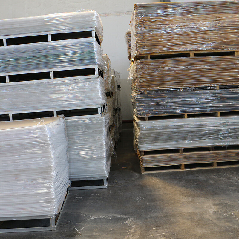 Which is cheaper, plexiglass or polycarbonate?