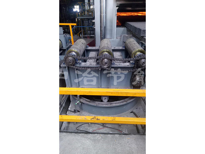 Incoming steel roller table