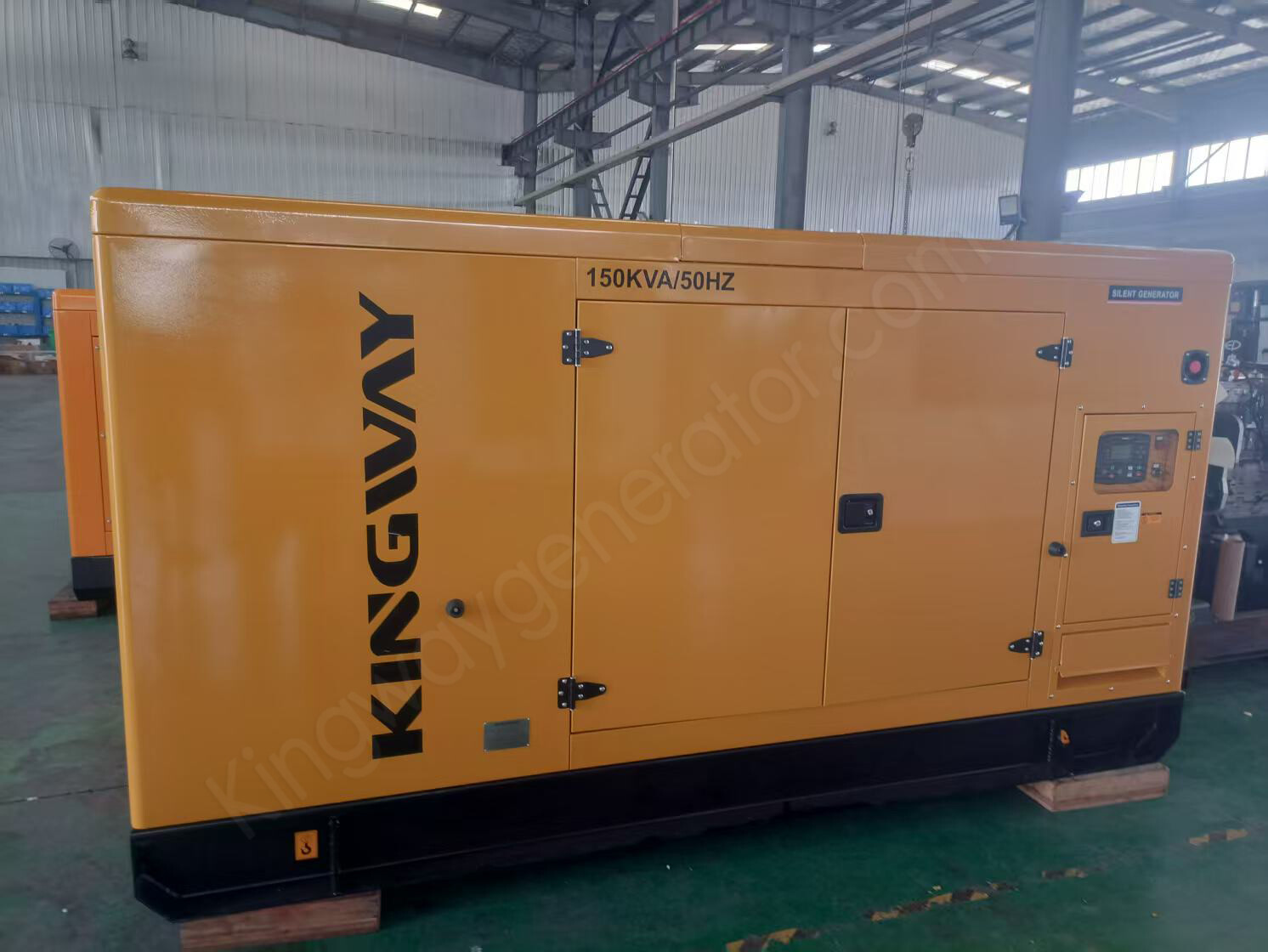 The 120KW natural gas generator set was delivered to the port
