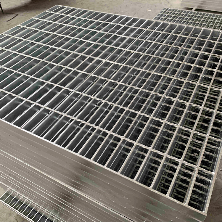 Steel grating