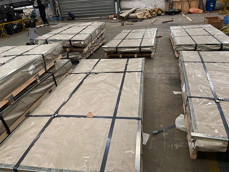 Stainless steel plate