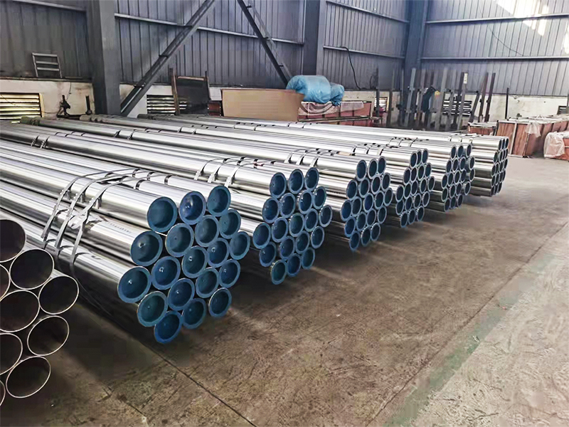 Stainless steel pipe
