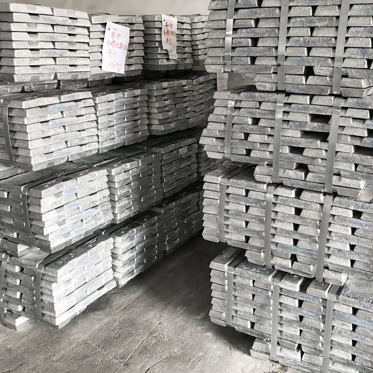 High purity zinc electroplating on zinc ingots