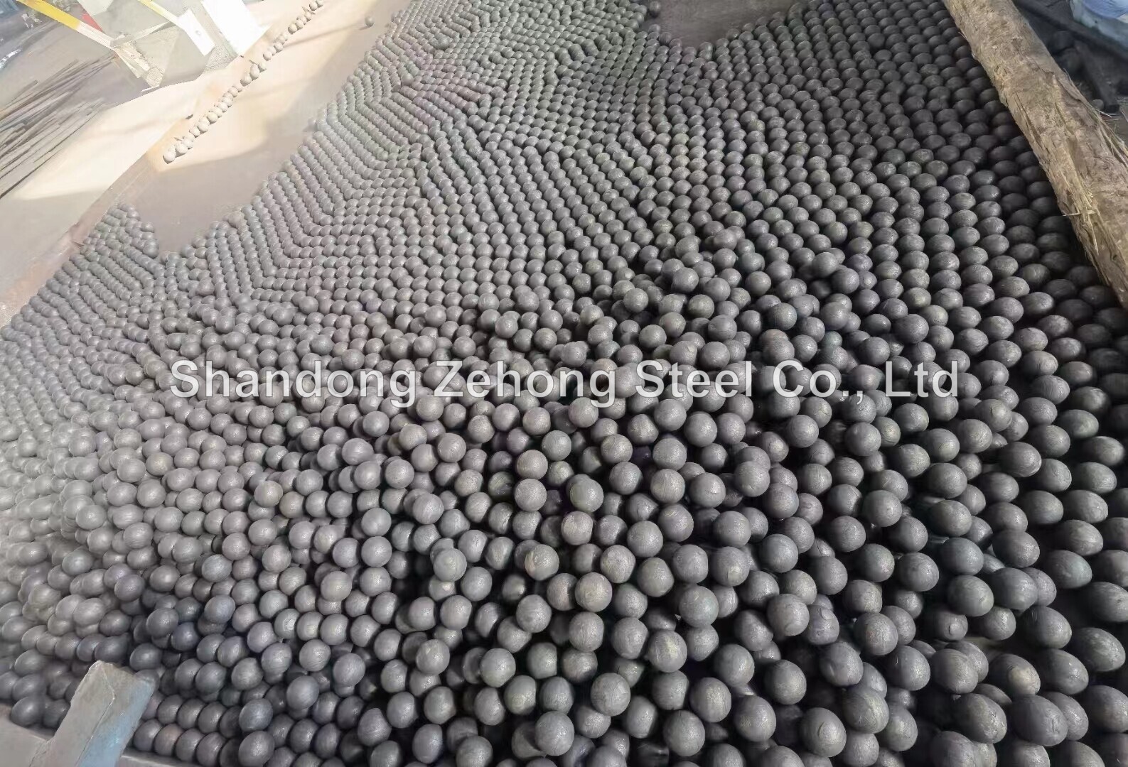 China Manufacturer Supply Forged Grinding Steel Ball for Ball Mill