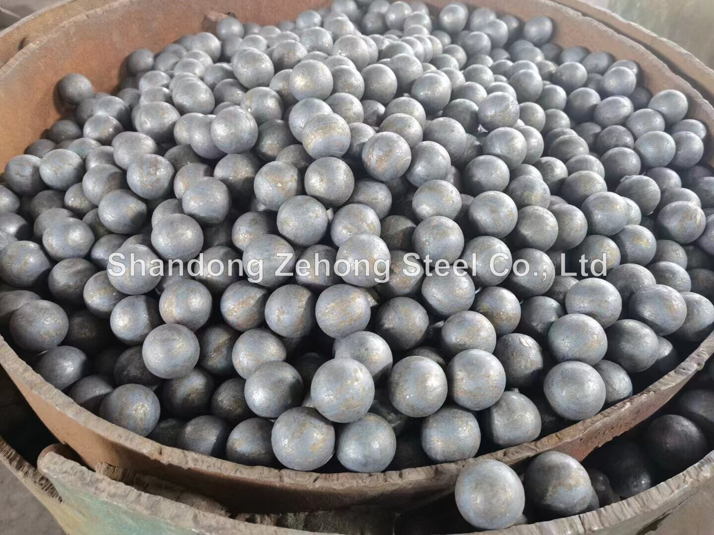 China Manufacturer Supply Forged Grinding Steel Ball for Ball Mill